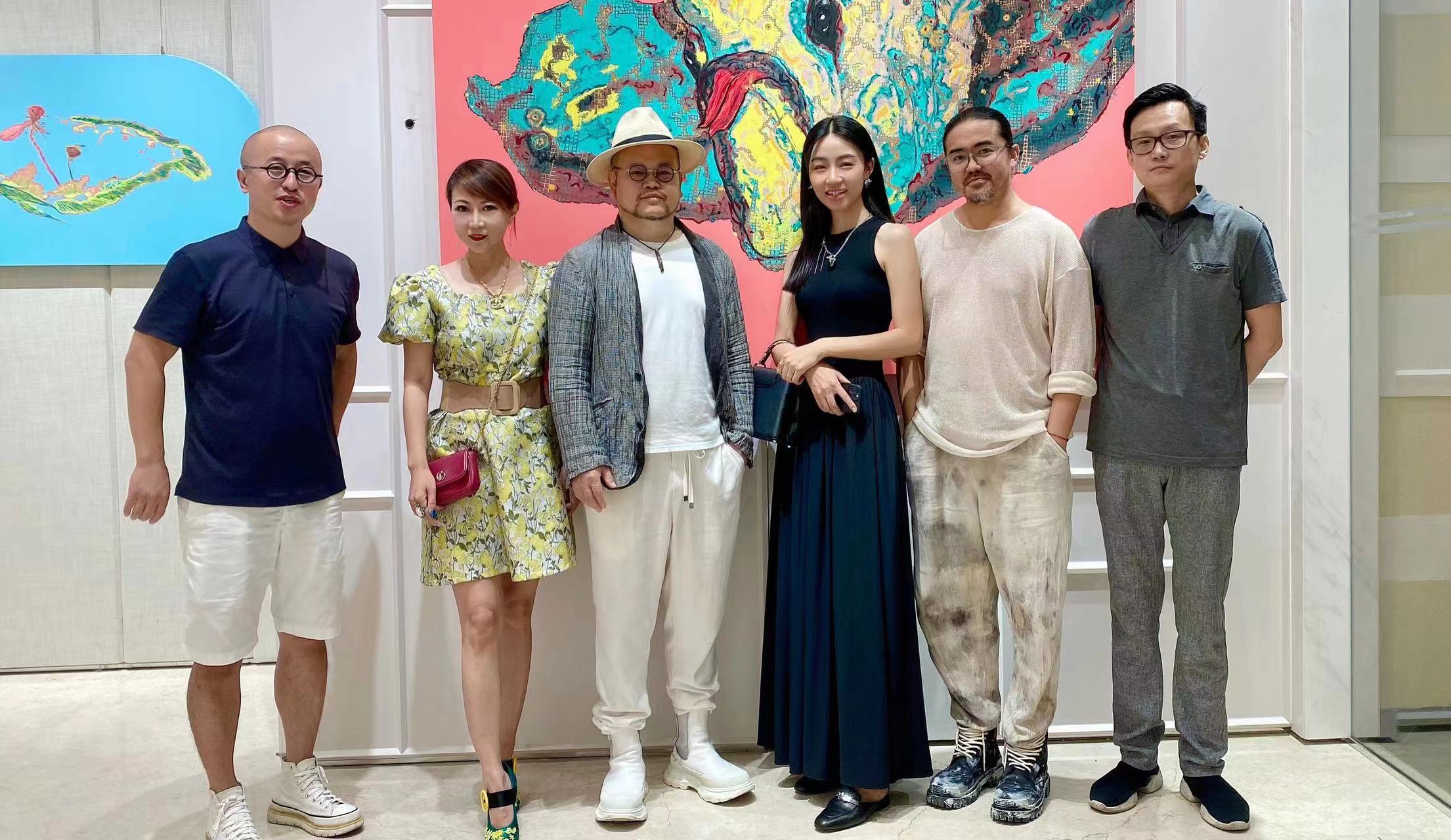 现场大鱼艺术家柏豪鱼情鱼理中的艺术畅游