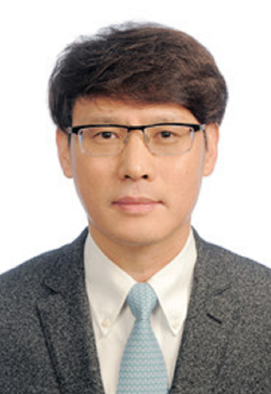 雅昌快讯履新褚晓波任上海博物馆馆长