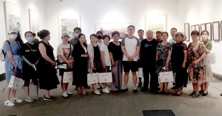 https://img10.artimg.net/public/beian/jpg/202208/cf7f3725177e284b6b74025151cc3a7a.jpg