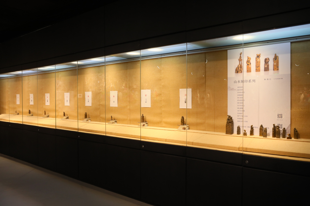 熔朱炳仁艺术展惊艳绽放西泠印社美术馆迎来视觉盛宴