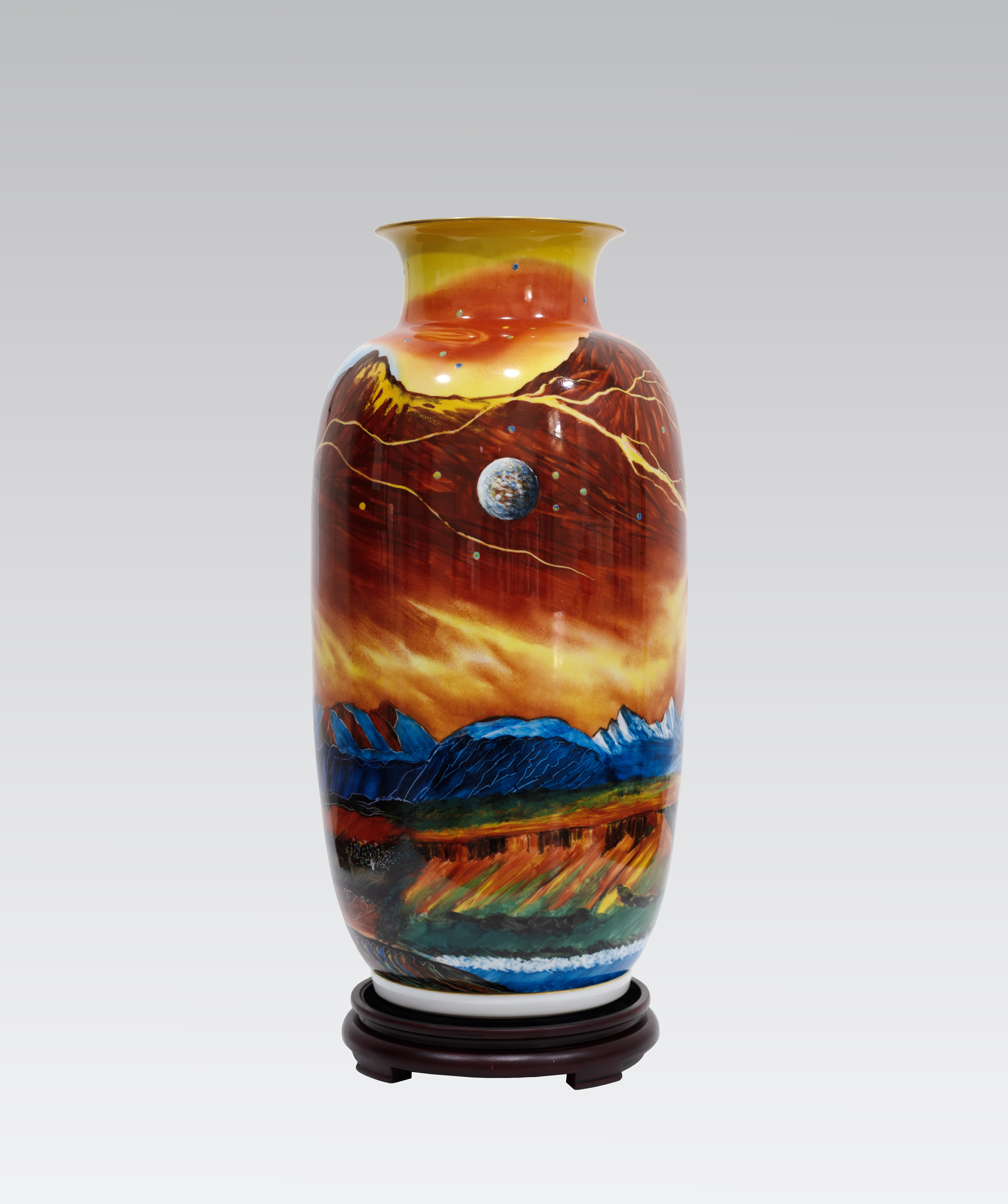 《锦绣中华》粉彩瓷瓶NO：355