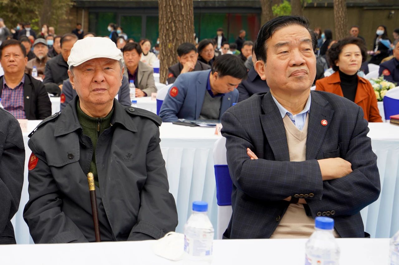 https://img10.artimg.net/public/beian/jpg/202304/1871bc15e04bf581c6945d336adc71d8.jpg