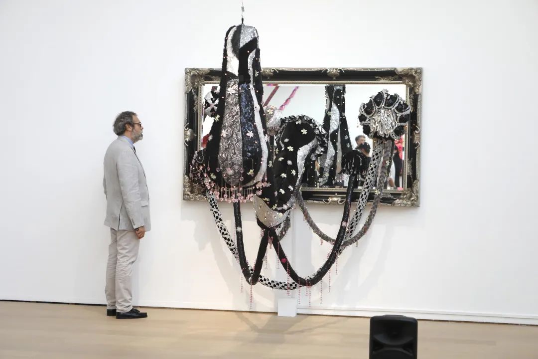 现场葡萄牙国宝级视觉艺术家琼娜瓦斯康丝勒个展山海渡国内首次呈现