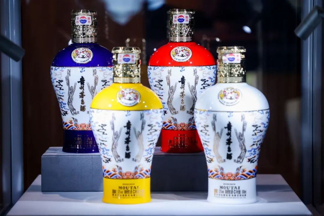 雅昌快讯精彩现场直击佳士得上海拍卖十周年预展闪耀外滩