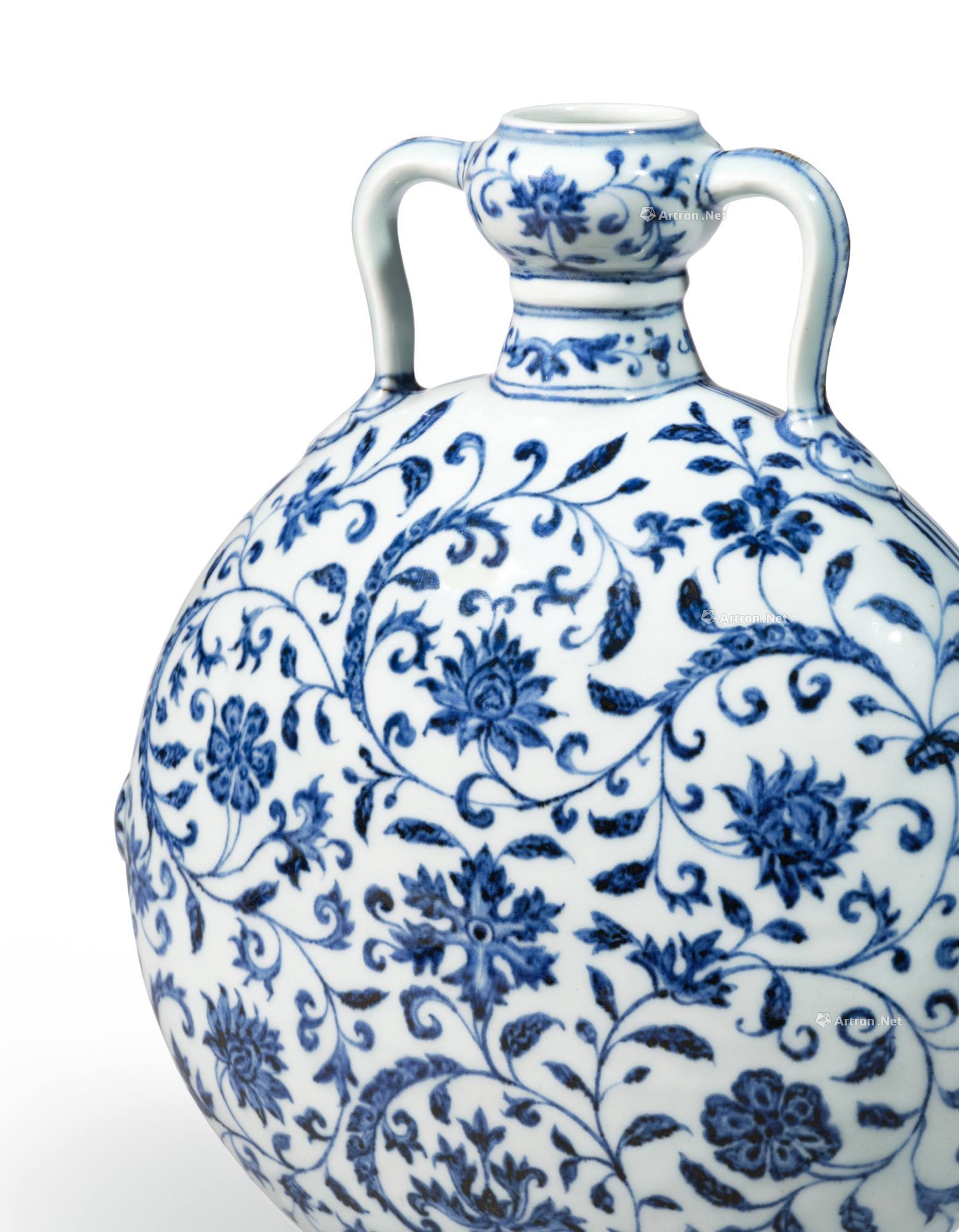 雅昌快讯| 明永乐青花双耳扁壶8561.