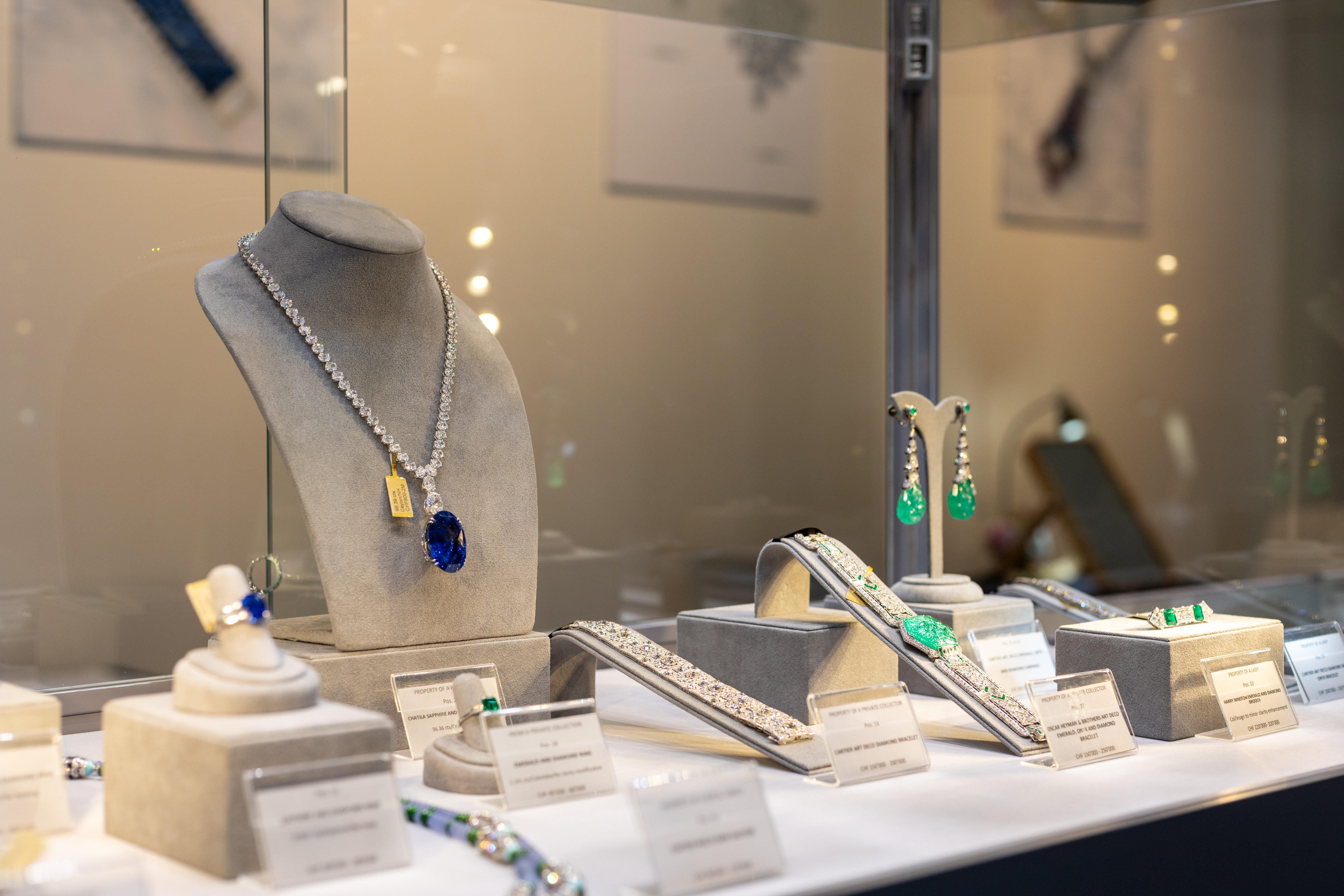 雅昌快讯拍卖史上最大的内无瑕艳彩蓝钻闪耀京城将于11月佳士得日内瓦