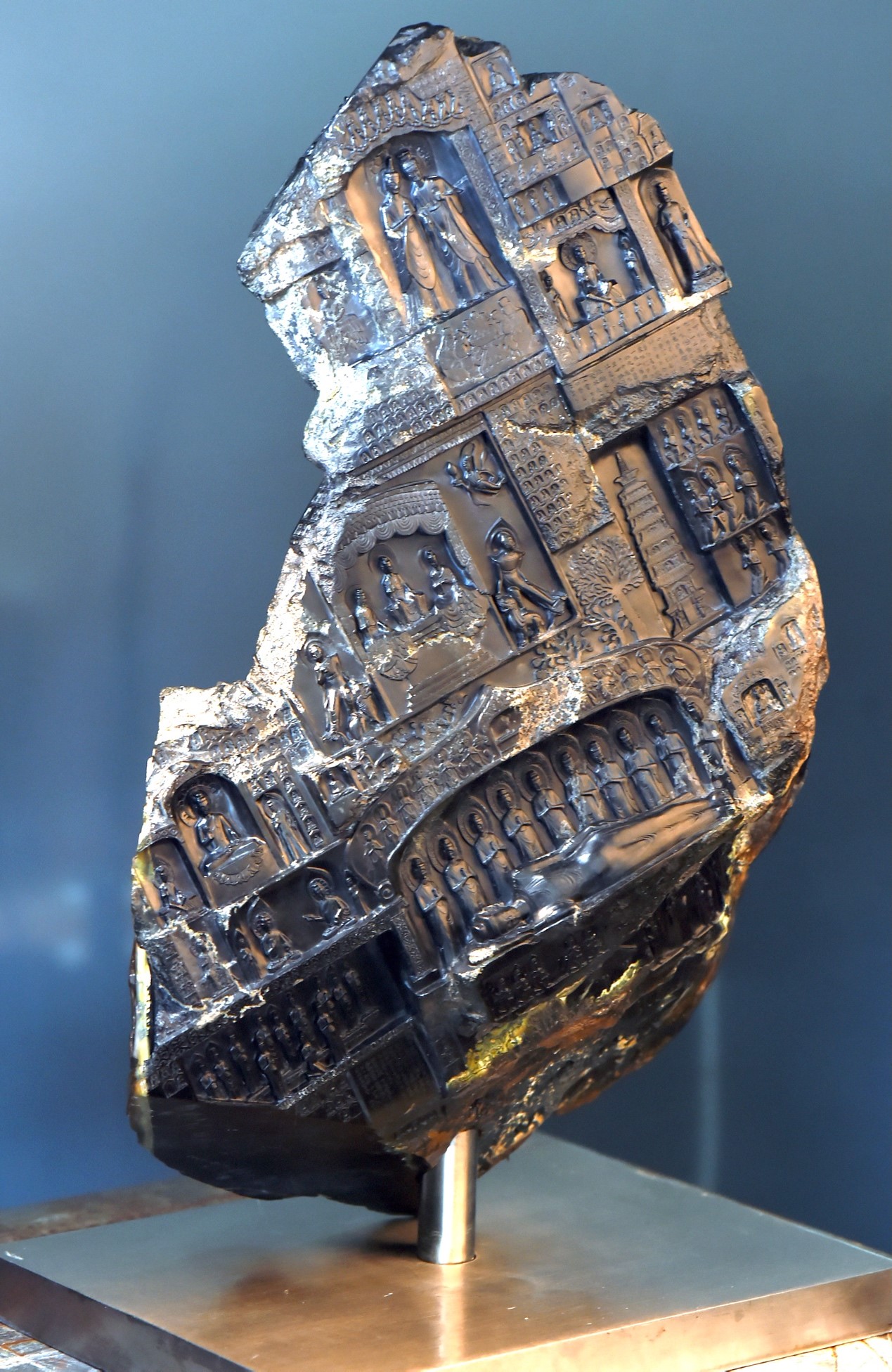 "只见须弥-许延平玉作展"在云南东风韵国际艺术中心展出_展览现场