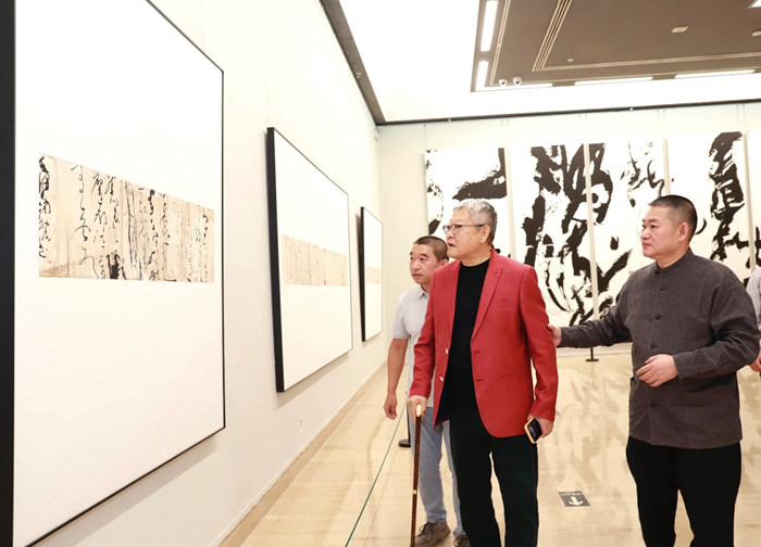 画意书魂黄胜凡书法展在中国美术馆开幕