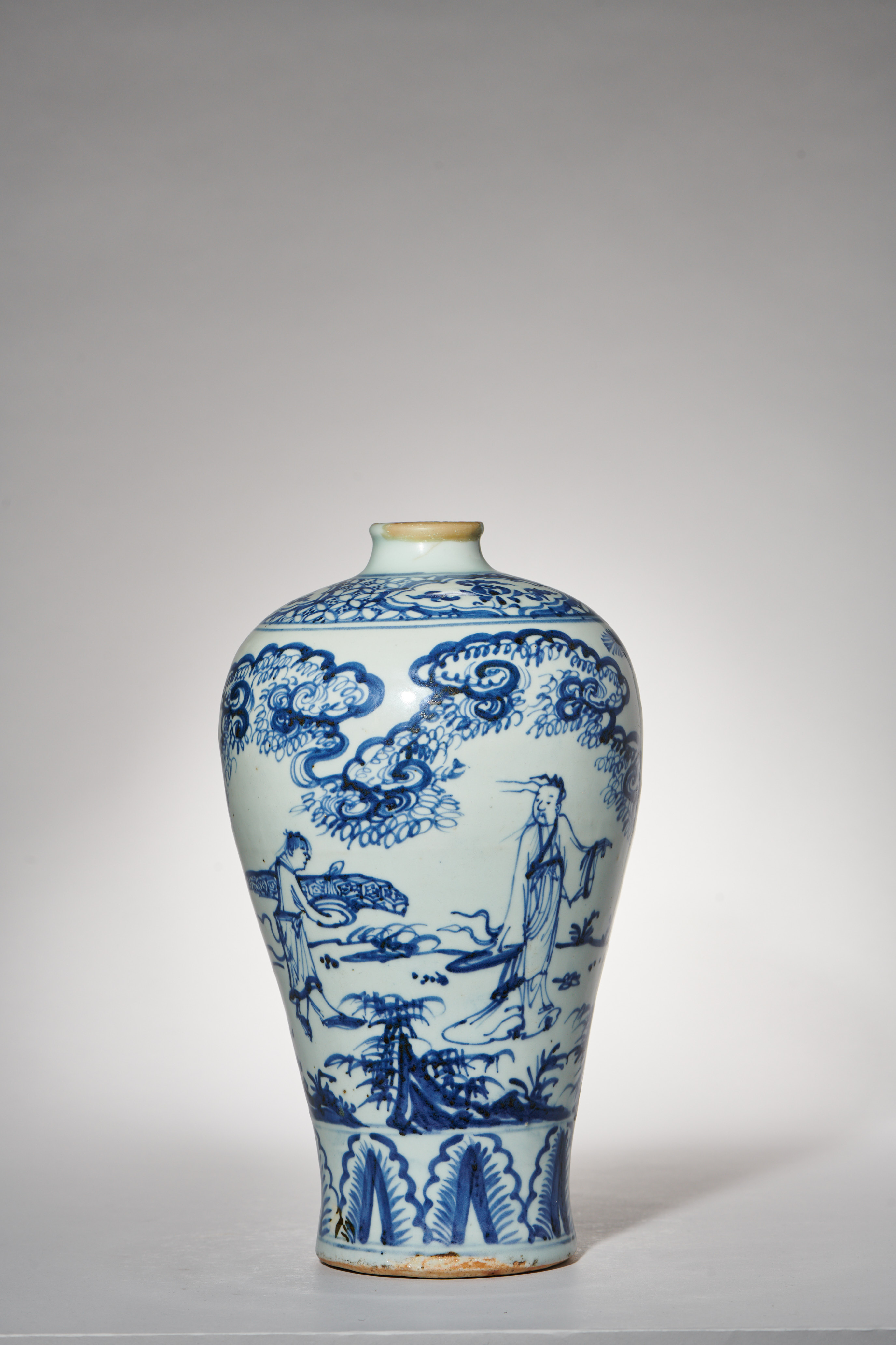 中国美術 墨地菊紋樣花瓶 超美品 - 美術品