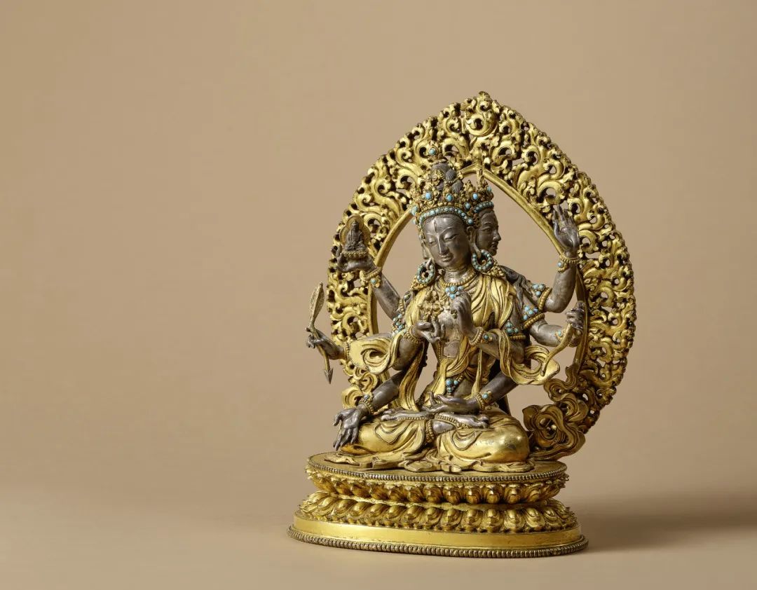 另一银像之例为菩萨道收藏中之一尊约十七世纪佛教女神造像