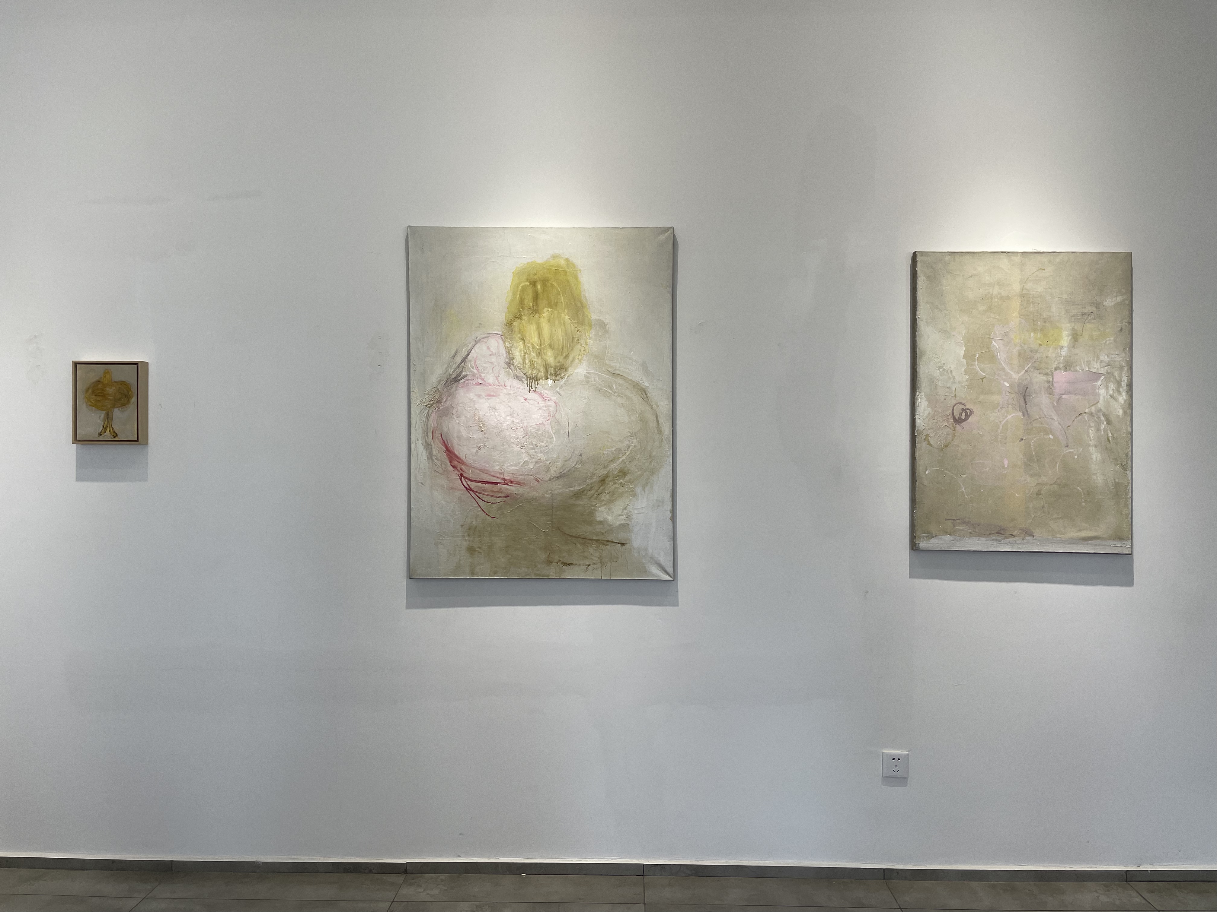 雅昌现场井上拓哉同然个展在北京兆域空间开幕