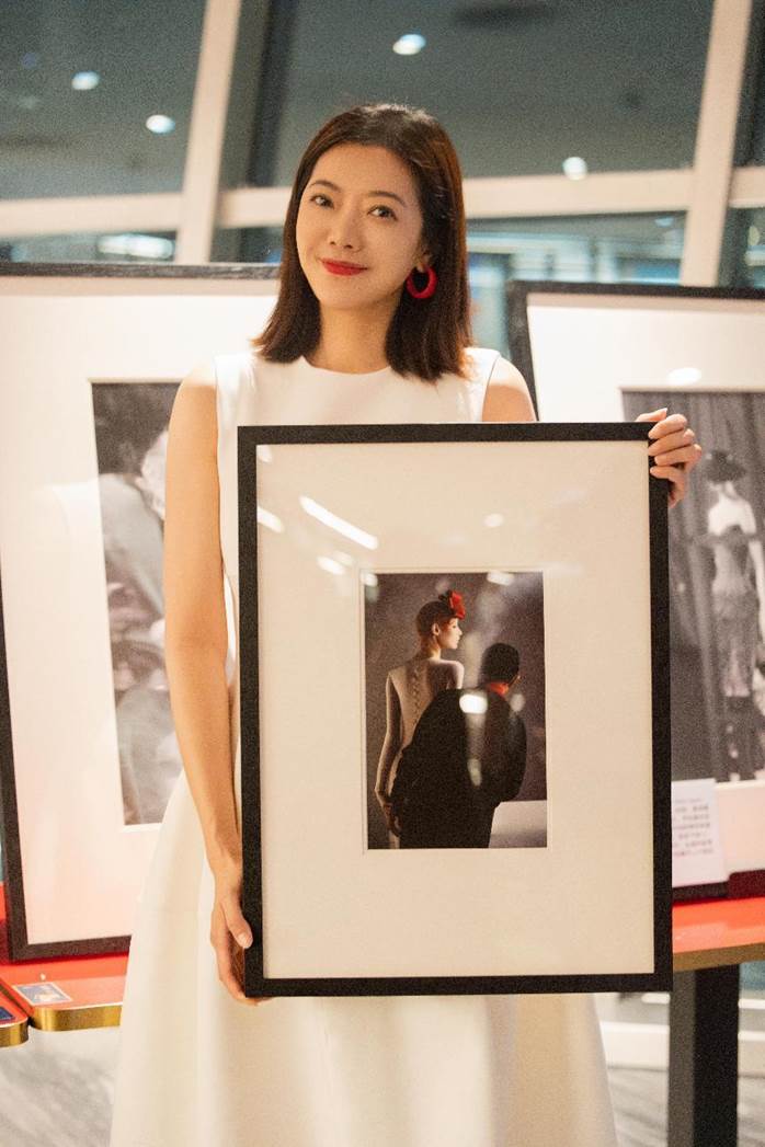 镜头里的繁花巴黎:刘妍希做客凌飞摄影沙龙