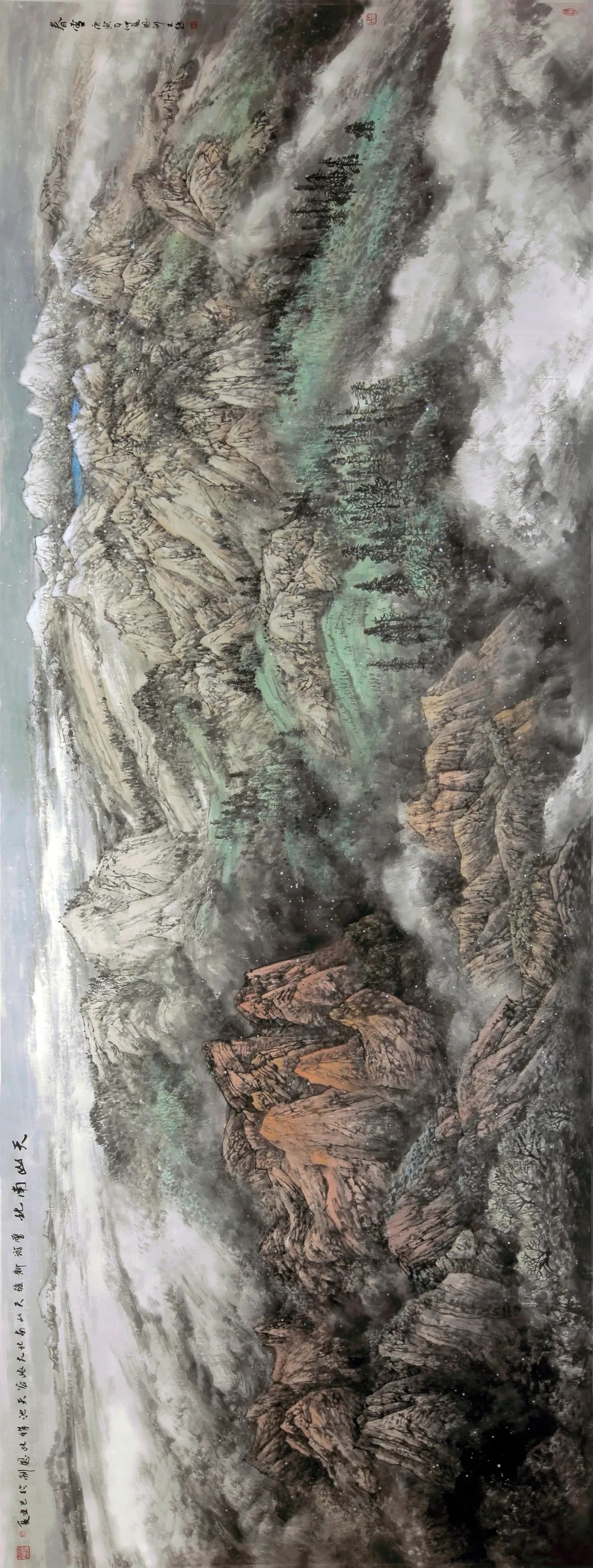 师恩钊作品赏析:北派丹青气势雄,山川峻峭傲苍穹