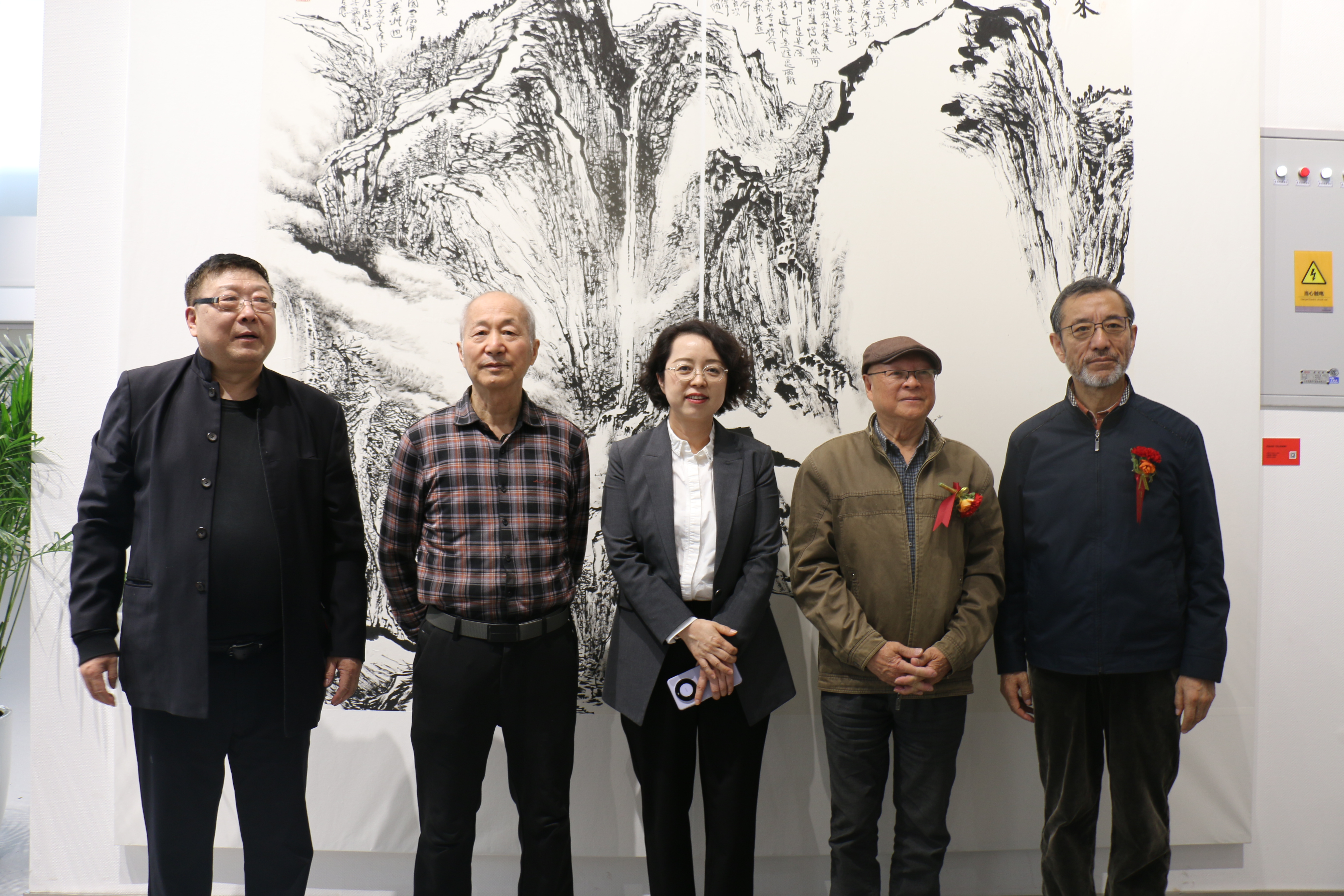 https://img10.artimg.net/public/beian/jpg/202504/0d460517aeaa5cf808e422027ff83bdf.jpg