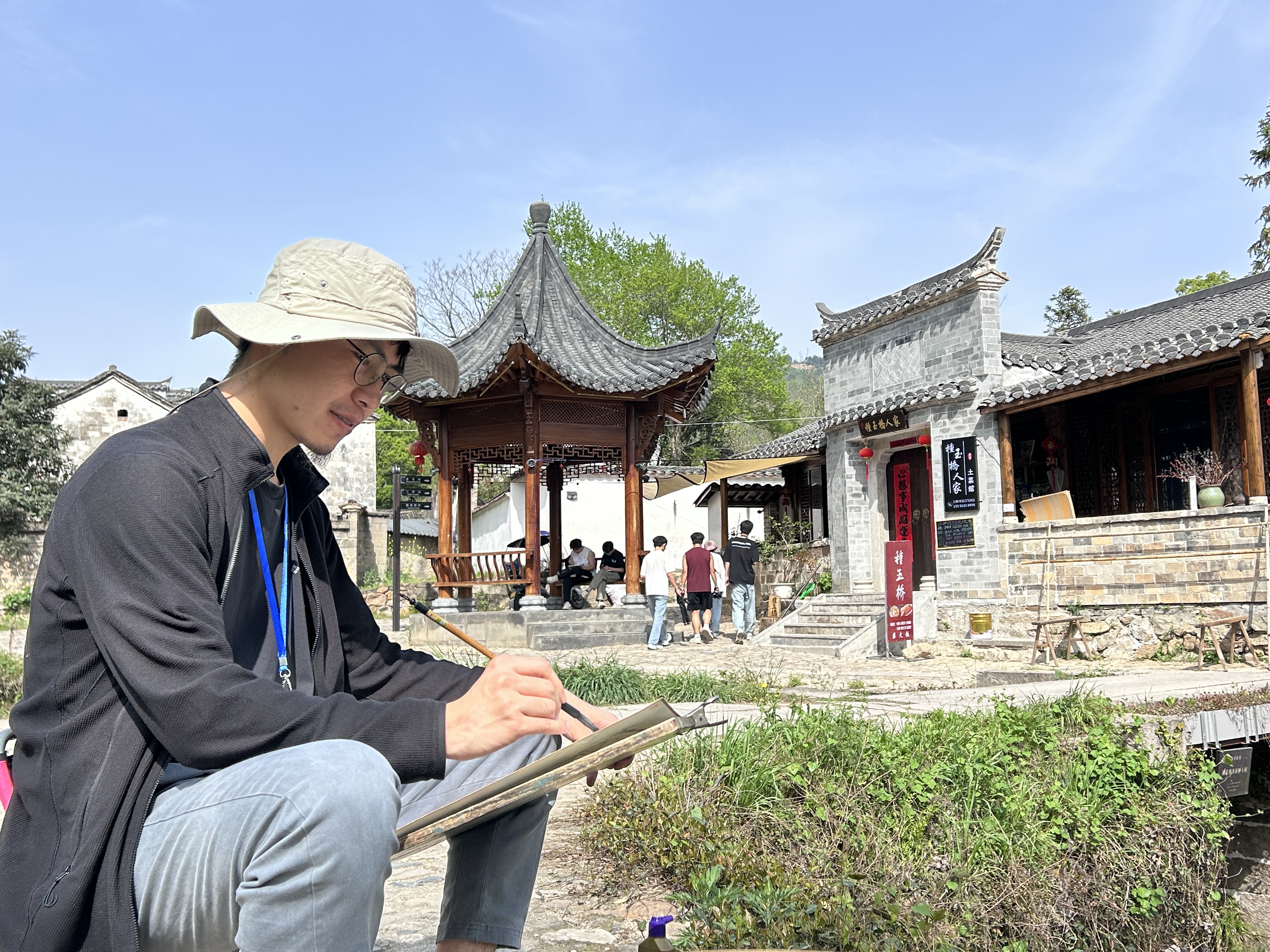 https://img10.artimg.net/public/beian/jpg/202504/c5356bed893ae921464b152e1cf48461.jpg