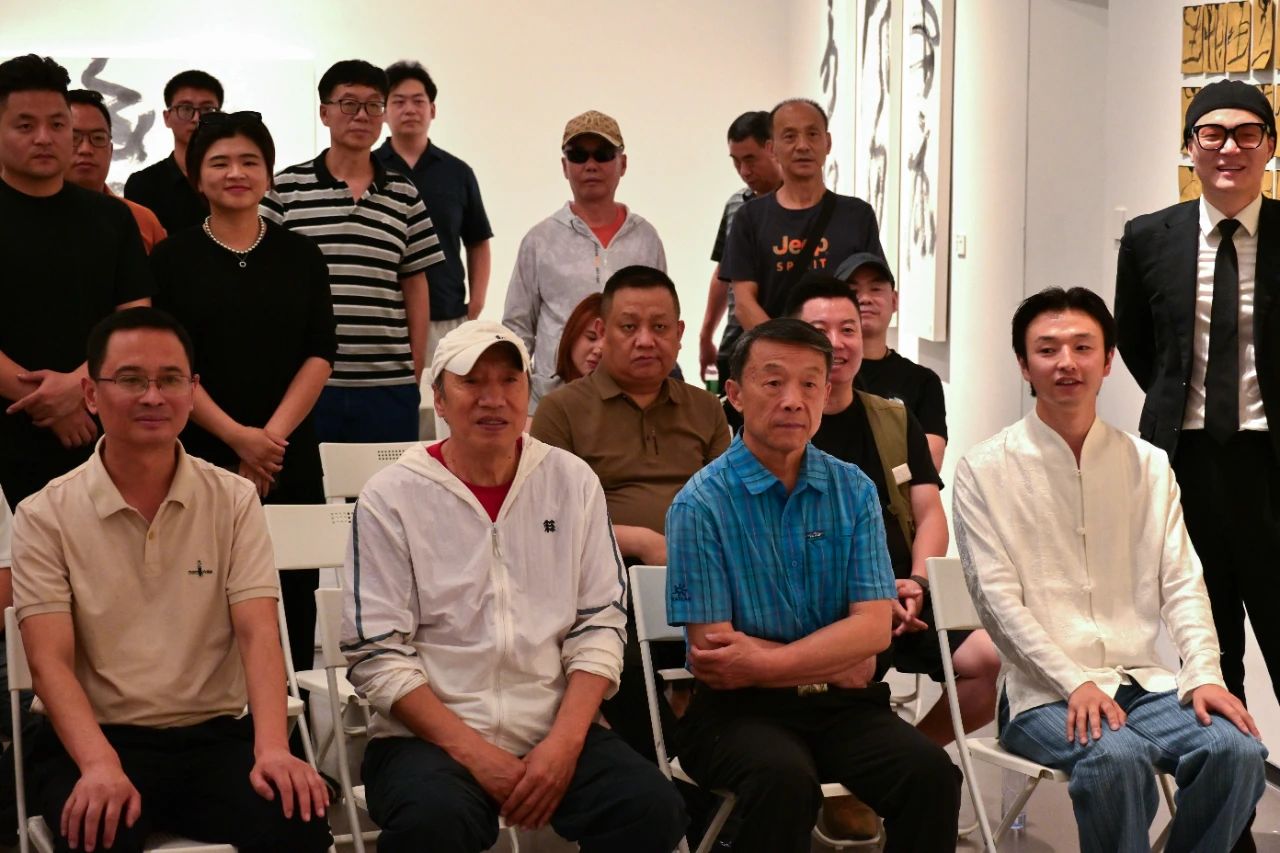 https://img10.artimg.net/public/beian/jpg/202506/0686d2dbd4c0bffb19759f8d60e112aa.jpg