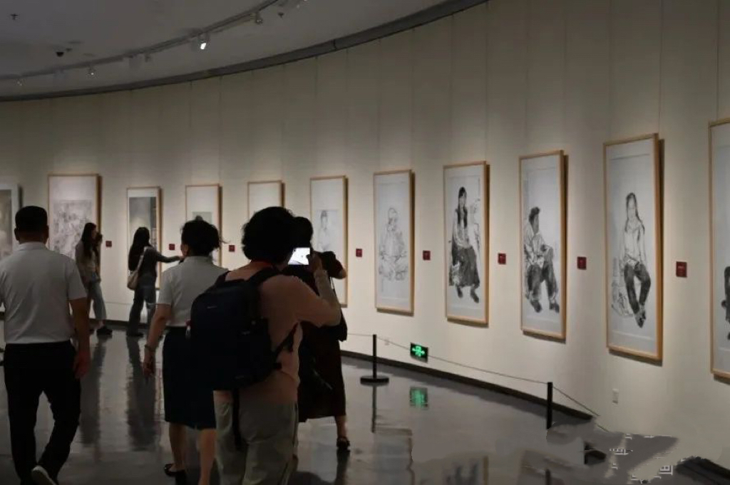 https://img10.artimg.net/public/beian/jpg/202506/0a98f2437a67485c882055c65f8e6c6d.jpg