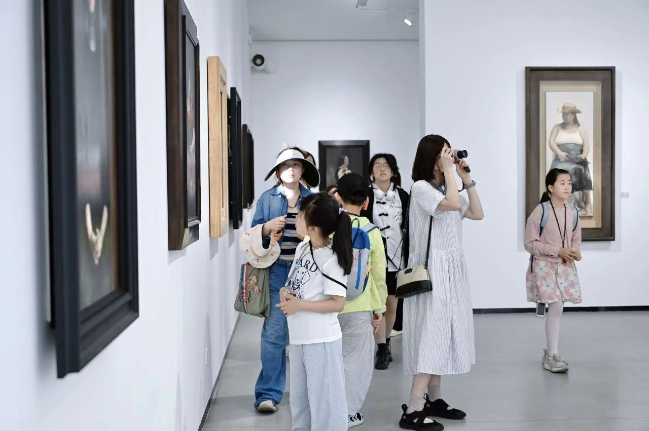 https://img10.artimg.net/public/beian/jpg/202506/6e3ef8b209ea5b333180e6d5e476db95.jpg