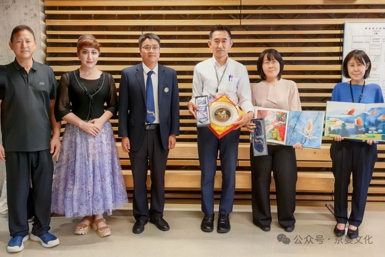https://img10.artimg.net/public/beian/jpg/202507/1fface1a39de29ce2a76a2b53eef2177.jpg