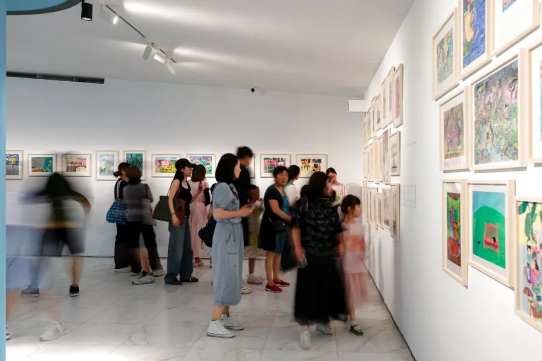 https://img10.artimg.net/public/beian/jpg/202507/75ee16c73941820fc377095d42edfccb.jpg