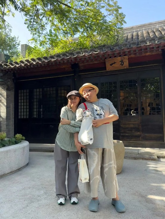 https://img10.artimg.net/public/beian/jpg/202509/35f70a72a18a437ac867d5b411d1108e.jpg