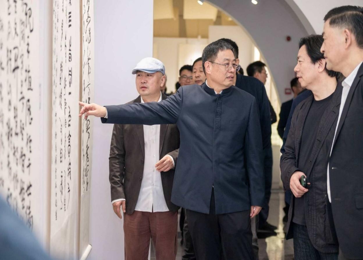 https://img10.artimg.net/public/beian/jpg/202509/f5ffad5c535df309bbd2fb95d8a1b2f1.jpg