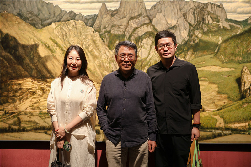 https://img10.artimg.net/public/beian/jpg/202510/1c0bac29d1a76985a1277ba7f7414240.jpg