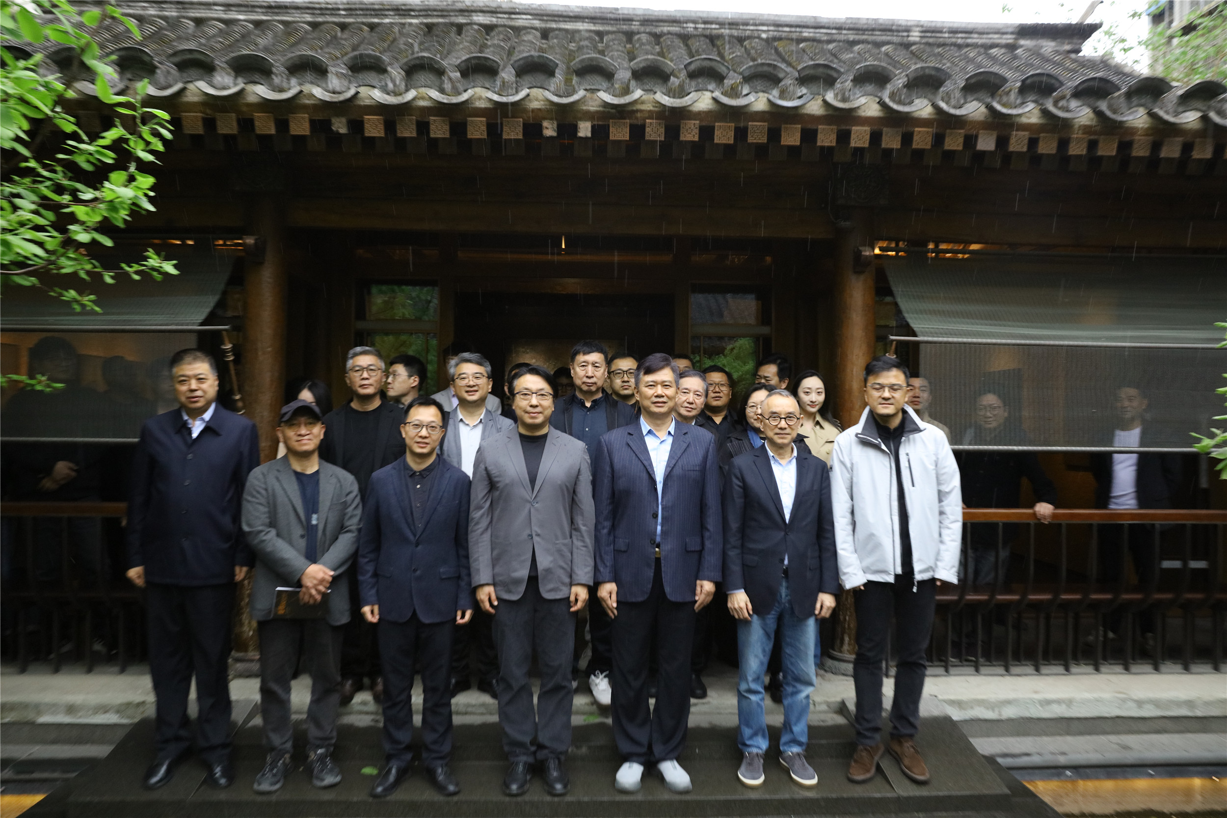 https://img10.artimg.net/public/beian/jpg/202604/3e439b2e6fb18b9e289cf3baf8635524.jpg