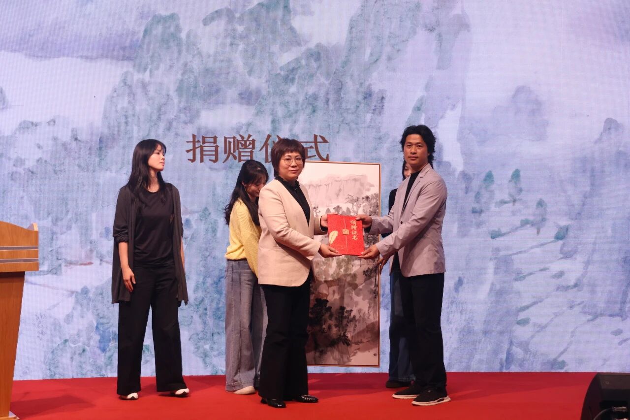 https://img10.artimg.net/public/beian/jpg/202604/860c45f2ac8ad9b169f91295f292e1c5.jpg