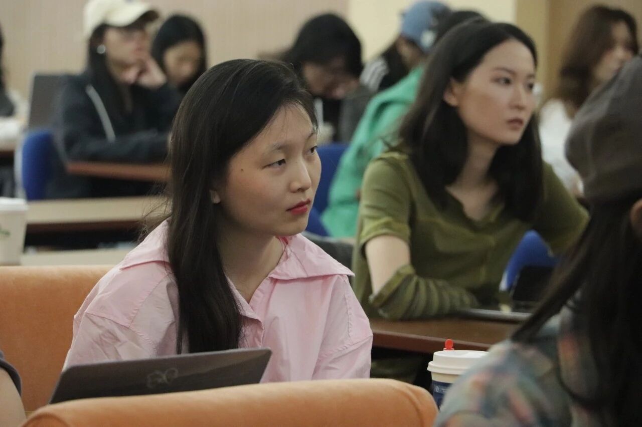 https://img10.artimg.net/public/beian/jpg/202605/4b215ae737edbd9bae24b26c9a67708e.jpg