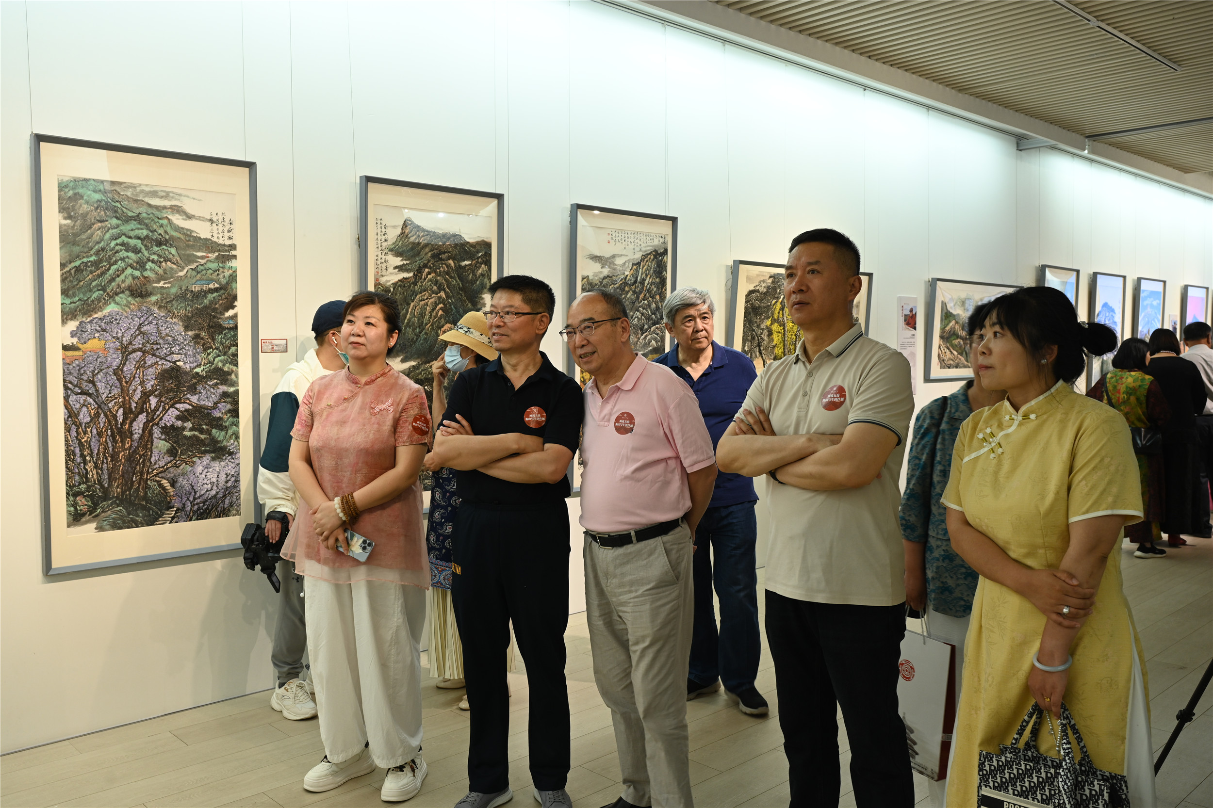 https://img10.artimg.net/public/beian/jpg/202605/bbbc0b62755f4d987055446e757f50f4.jpg