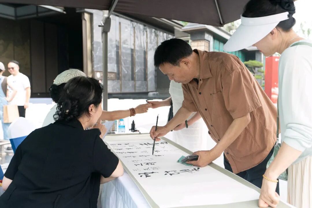 https://img10.artimg.net/public/beian/jpg/202606/7c4854f0fde8dacb436257bfc528a4fe.jpg