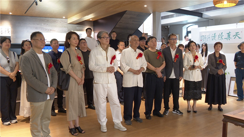 https://img10.artimg.net/public/beian/jpg/202606/9699cd572570c3a7cd23e92b3b5233ea.jpg