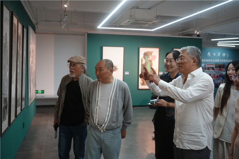 https://img10.artimg.net/public/beian/jpg/202606/fb69f9adfee5306a0407f4d5539a7300.jpg