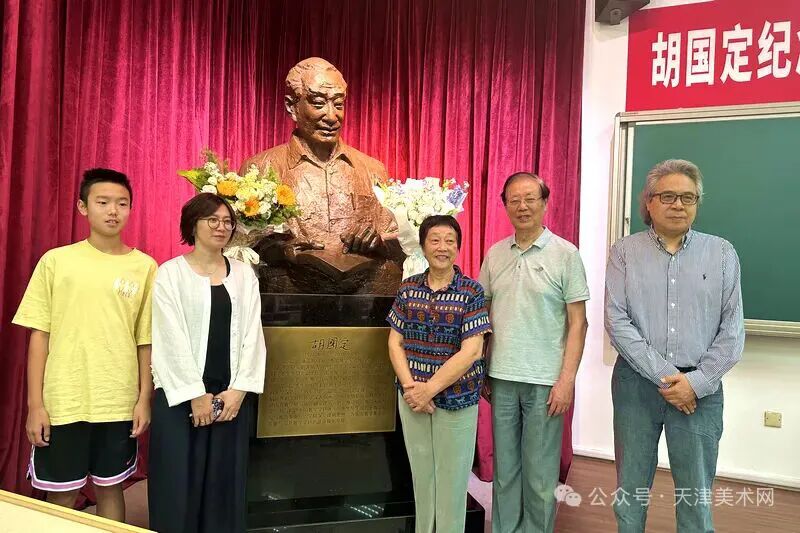 https://img10.artimg.net/public/beian/jpg/202607/6203abe975d2f1af59d7ea89ba5d0730.jpg