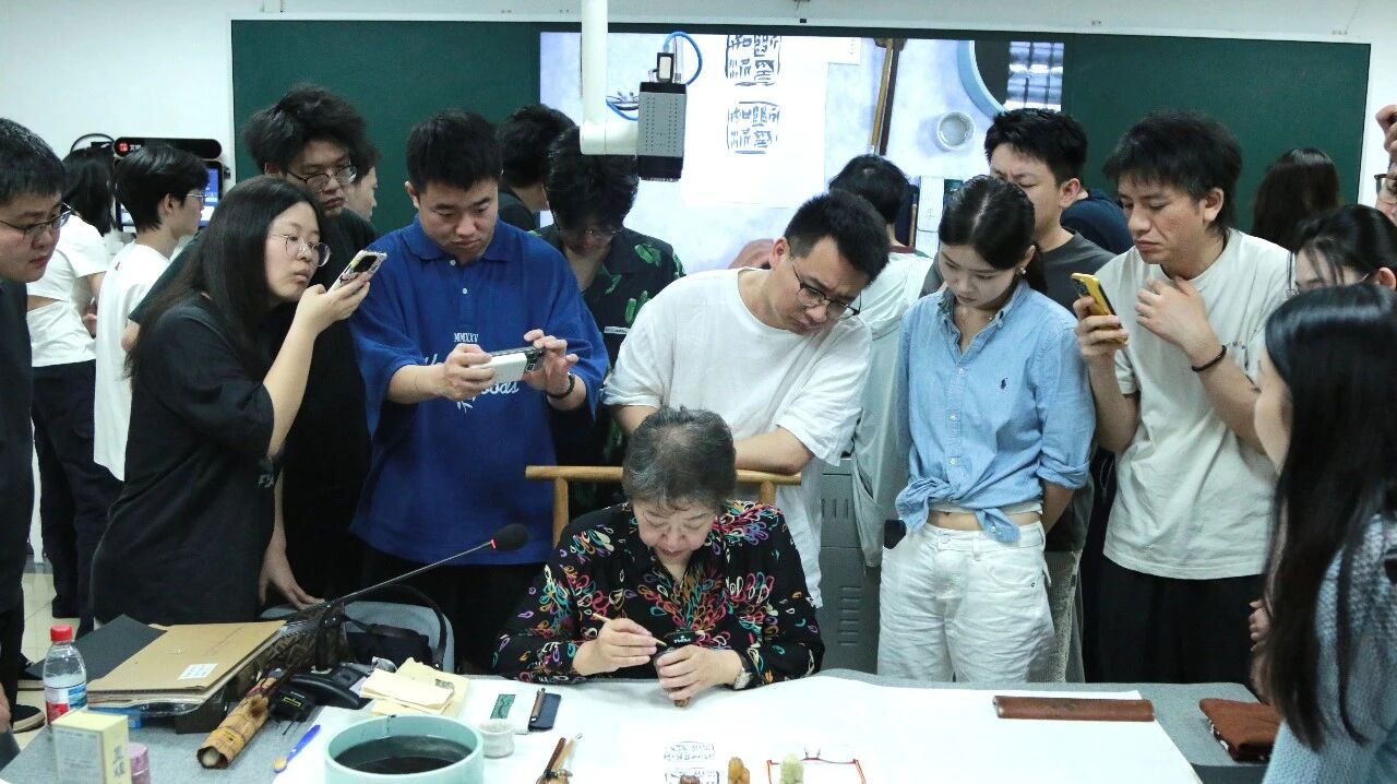 https://img10.artimg.net/public/beian/jpg/202607/feca57a0a2f261b2f4abf69ab527fd6a.jpg