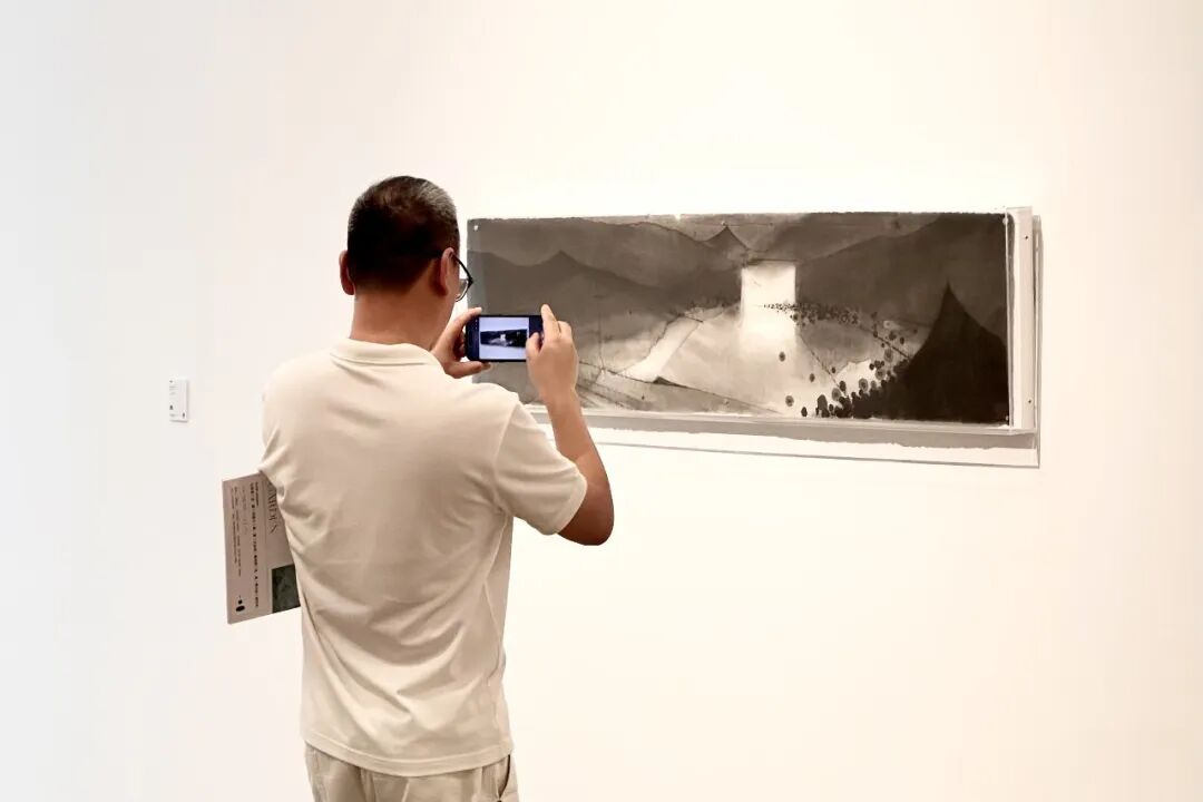 https://img10.artimg.net/public/beian/jpg/202608/160b7c1e0322518bba783d8350d3d266.jpg