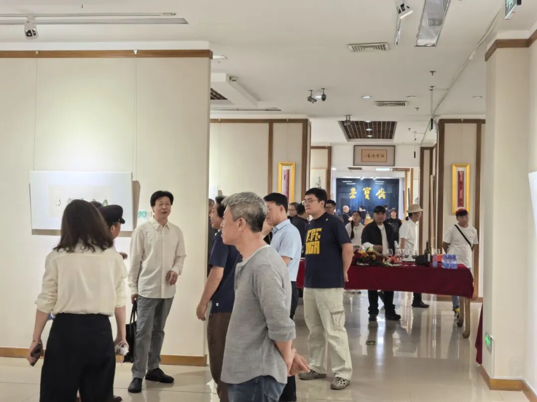 https://img10.artimg.net/public/beian/jpg/202608/df455a0fd99147a6744090b5384b3954.jpg