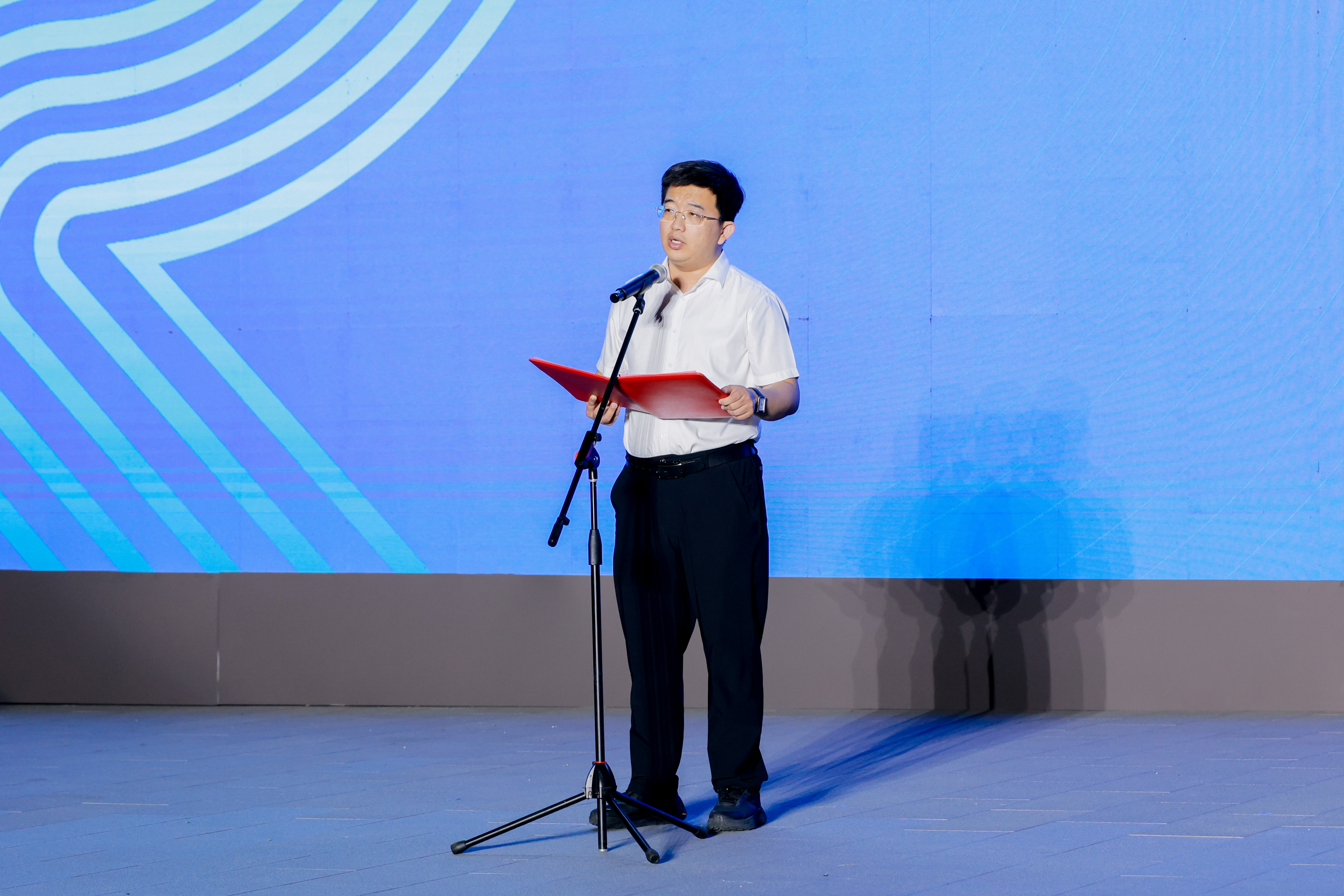 https://img10.artimg.net/public/beian/jpg/202608/eb55bddf7af6e101410deae407be86c3.jpg