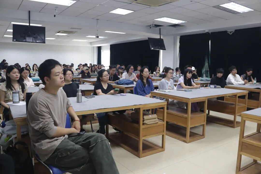 https://img10.artimg.net/public/beian/jpg/202609/2a53b2908dd8252bc8d8f0c6c6e4cd0f.jpg