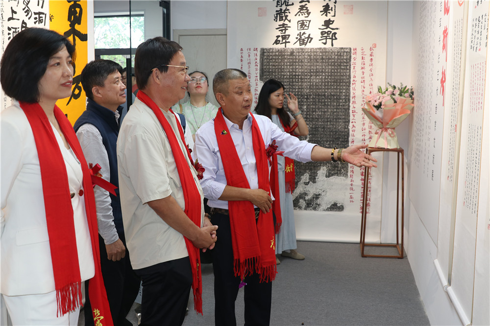 https://img10.artimg.net/public/beian/jpg/202609/a11f21bdae126b002d70d90f93f44930.jpg