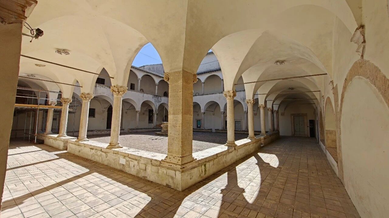 https://img10.artimg.net/public/beian/jpg/202610/02a86d3ba726f3e8bde1a54ba08335a1.jpg