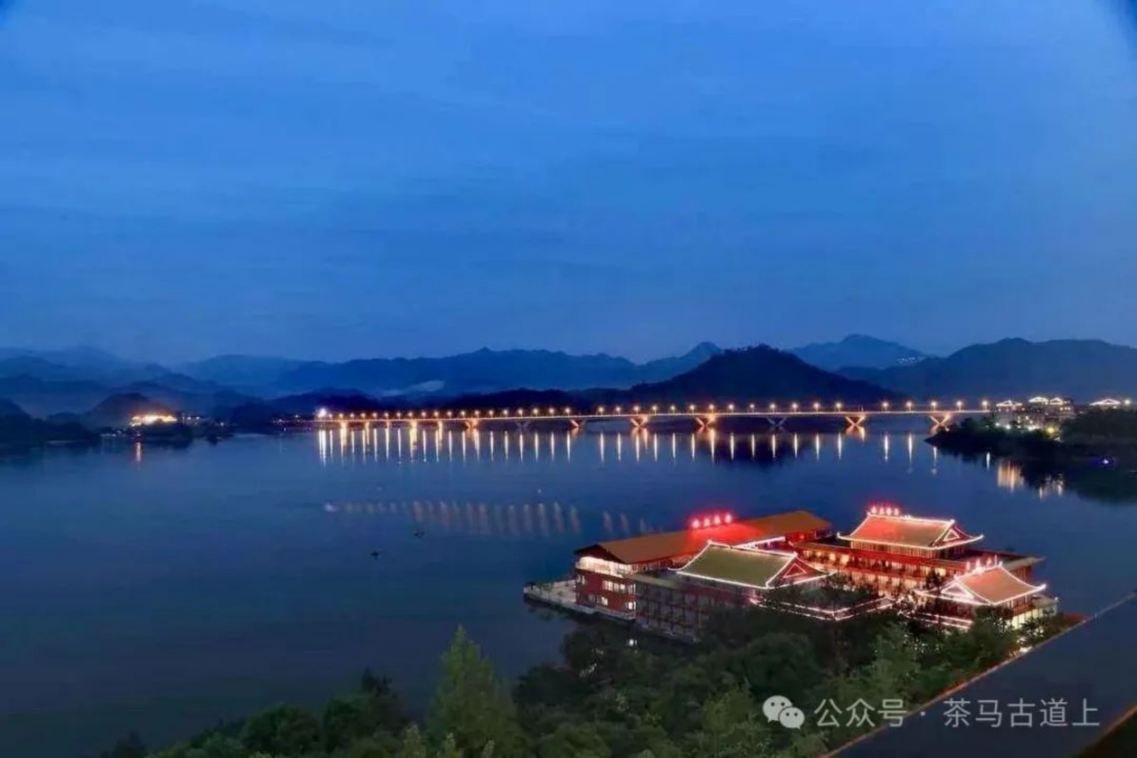 夜游千岛湖