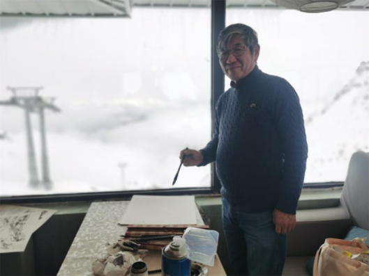 采高原之美 树时代新风:"妙手执画笔·穿越大冰川"著名画家画冰川活动