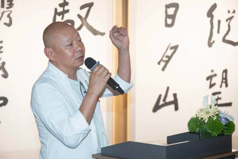 "吉狄马加展"在上海朵云轩隆重开幕!