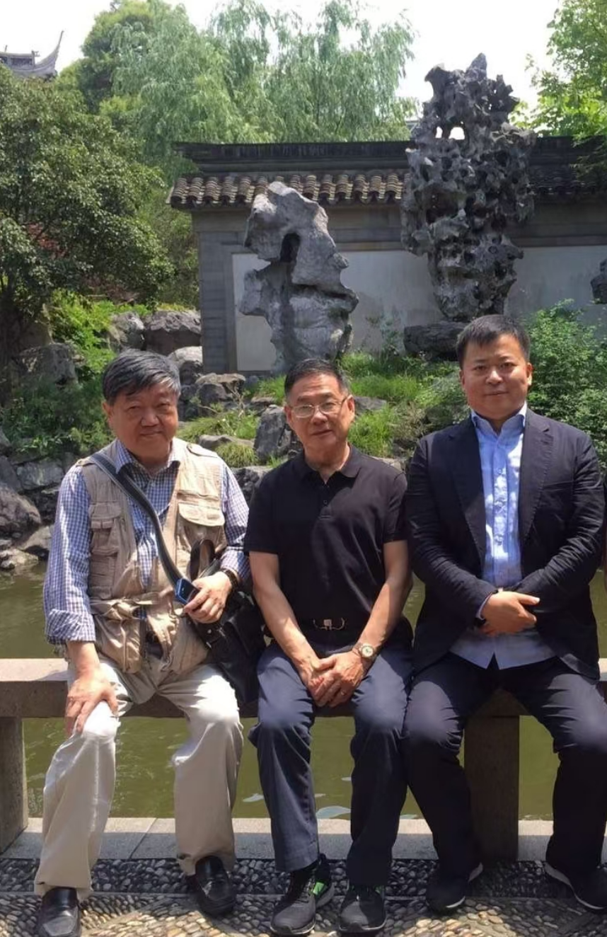 先生美国寓所图 (左一):单国强,启功,王己千,杨新,徐世平收藏家张维平