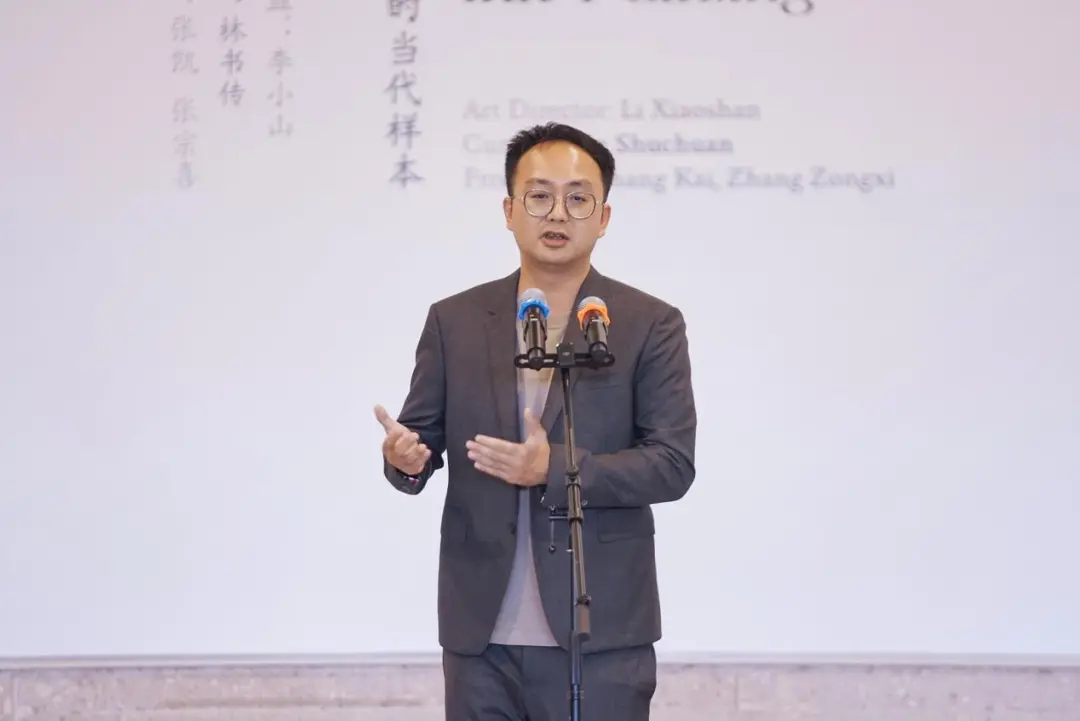 https://img10.artimg.net/public/beian/png/202408/9f9924b4bbbbc8d1a68d685f81f07e4a.png