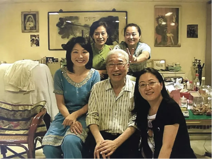 https://img10.artimg.net/public/beian/png/202505/05535cae5303e9b81437e117e64b47a0.png