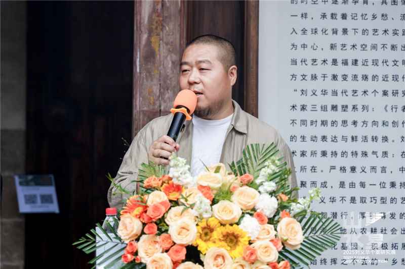 https://img10.artimg.net/public/beian/png/202505/a6c7e71b15038e21eeb582ffbff32770.png