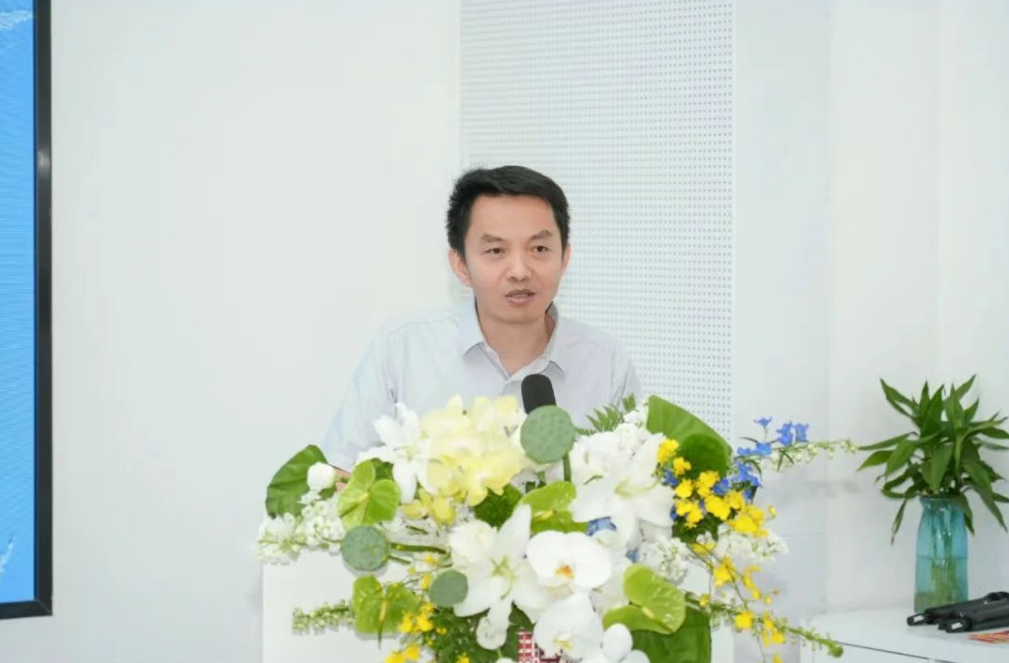https://img10.artimg.net/public/beian/png/202506/eb90718fcadfcdf9b29dc94143ee0a7a.png